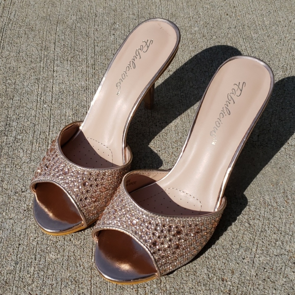 Fabulicious Sparkling Heels